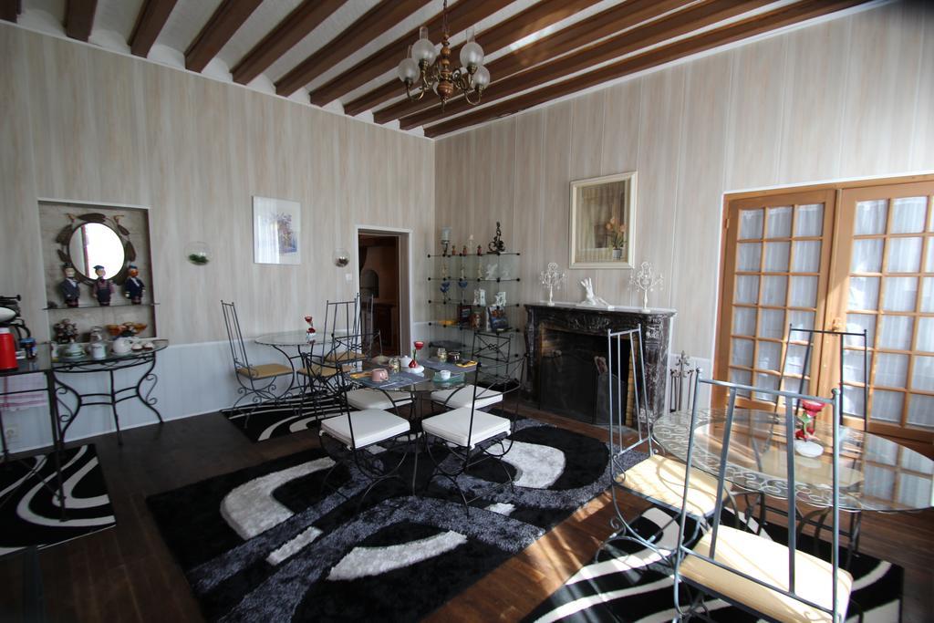 Domaine Des Roses Bed and Breakfast Vaudelnay Buitenkant foto